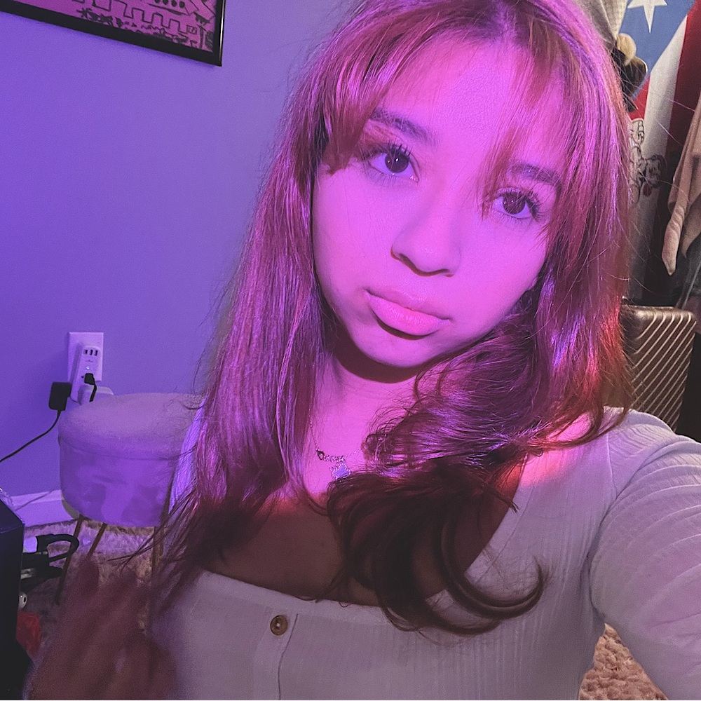 Meet your Posher, Adelene